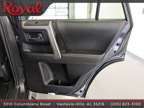 Used 2022 Toyota 4Runner SR5 Premium w/ Moonroof Package image 9