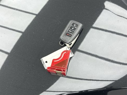 Used 2018 Lexus IS 350 image 47