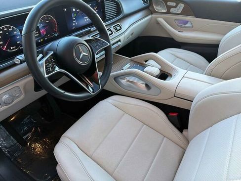 Certified 2024 Mercedes-Benz GLE 450 4MATIC image 11