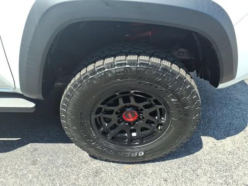 Used 2023 Toyota Tacoma TRD Pro AWD/4WD image 4