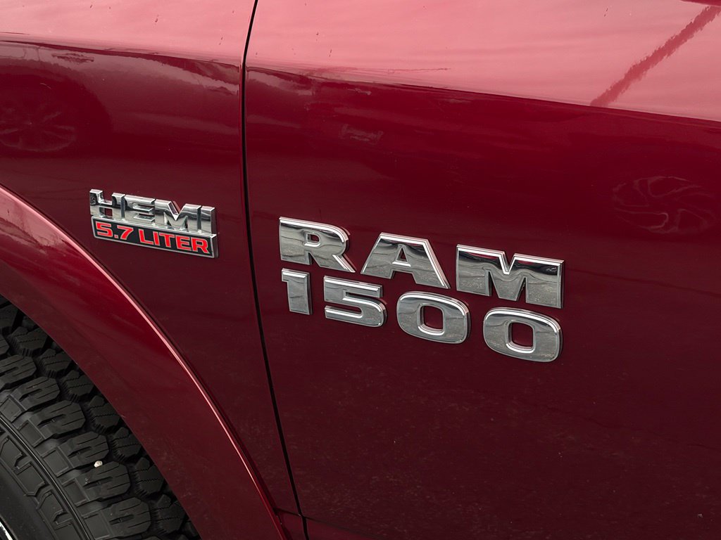 Used 2018 RAM 1500 Laramie w/ Convenience Group AWD/4WD image 11