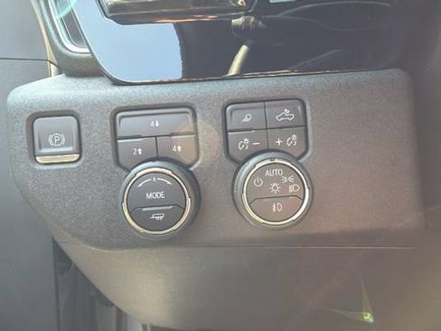 Used 2024 Chevrolet Silverado 2500 LT w/ All Star Edition AWD/4WD image 21