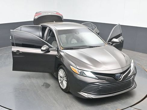 Used 2018 Toyota Camry XLE w/ Audio Package FWD image 50