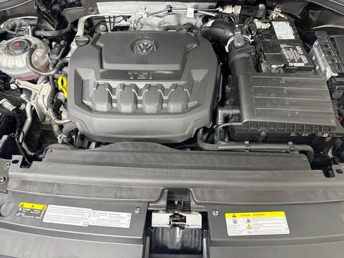 Certified 2022 Volkswagen Tiguan SEL R-Line AWD/4WD image 29