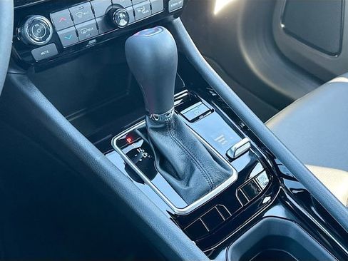 New 2026 Jeep Compass Latitude image 11