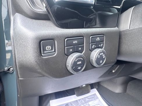 Used 2025 Chevrolet Silverado 1500 LT image 16