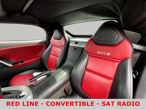 Used 2007 Saturn Sky Red Line RWD image 22