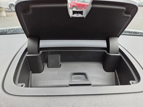 Used 2017 Chevrolet Traverse LT AWD/4WD image 34