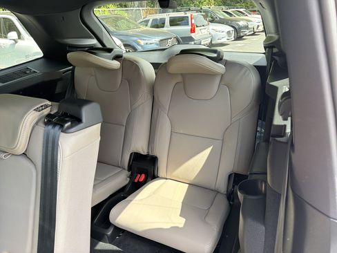 Used 2026 Volvo XC90 B6 Ultra w/ Protection Package Premier AWD/4WD image 33