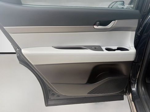 Used 2025 Hyundai Palisade SEL FWD image 24