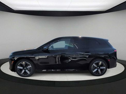 New 2026 BMW iX xDrive60 w/ Premium Package AWD/4WD image 5