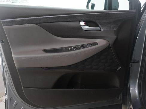 Used 2020 Hyundai Santa Fe SE image 20