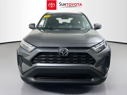 Used 2025 Toyota RAV4 XLE w/ Convenience Package FWD image 10