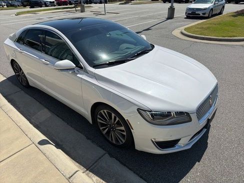 Used 2019 Lincoln MKZ Reserve w/ Luxury Package AWD/4WD image 8