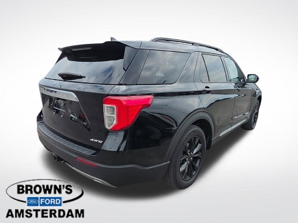 Used 2022 Ford Explorer XLT w/ Equipment Group 202A AWD/4WD image 13