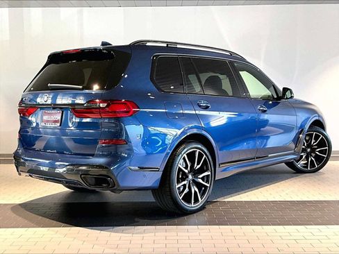 Used 2021 BMW X7 xDrive40i w/ M Sport Package AWD/4WD image 10