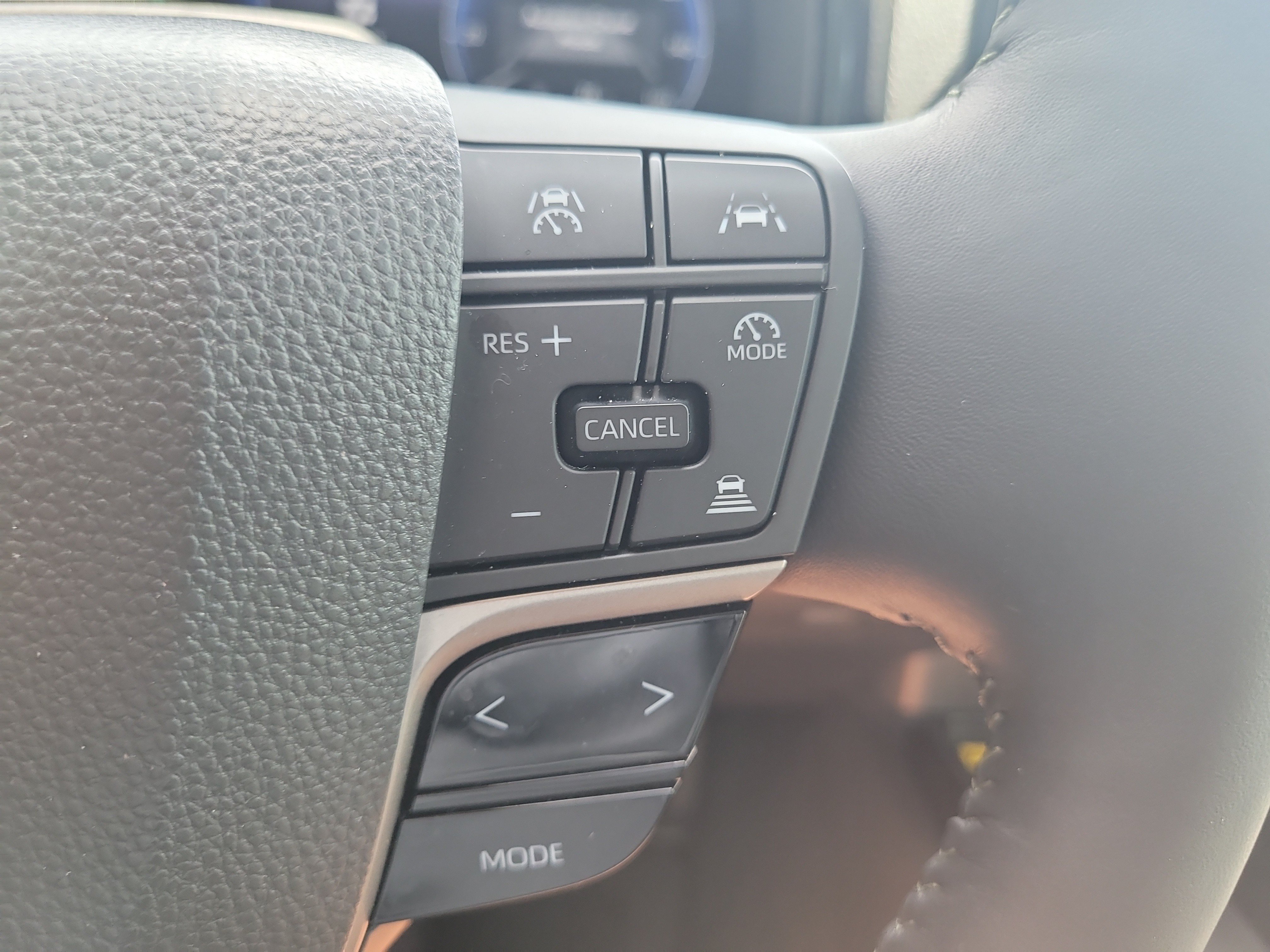 Certified 2025 Toyota Camry XLE w/ Premium Plus Package FWD image 28