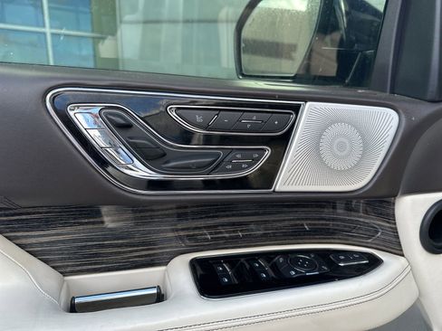 Used 2020 Lincoln Navigator L Black Label image 8