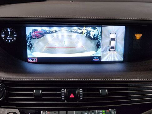 Used 2020 Lexus LS 500 w/ Interior Upgrade Package RWD image 37