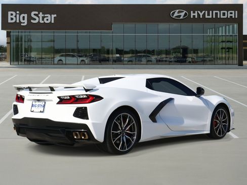 Used 2025 Chevrolet Corvette Stingray Premium Conv w/ Z51 Performance Package image 4