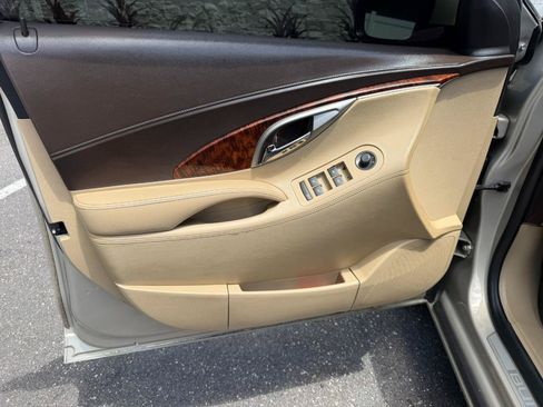 Used 2012 Buick LaCrosse Leather FWD image 25