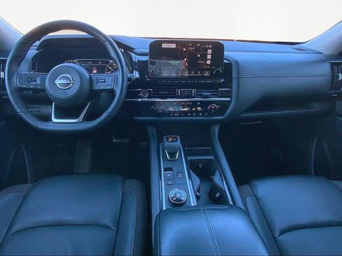 Used 2023 Nissan Pathfinder SL w/ Lighting Package (N92) image 7