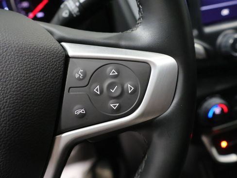 Used 2024 GMC Terrain SLT AWD/4WD image 36