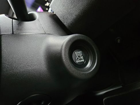 Used 2025 RAM ProMaster 2500 w/ Convenience Group image 24