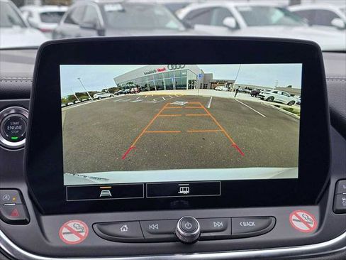 Used 2025 Chevrolet Blazer LT AWD/4WD image 29