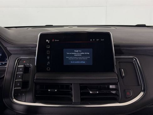 Used 2024 GMC Yukon XL SLT image 13