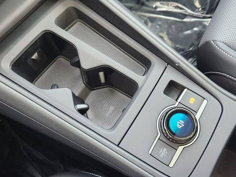 New 2026 Volkswagen Tiguan SE image 11