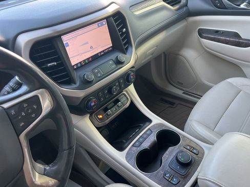 Used 2020 GMC Acadia Denali w/ Technology Package image 38