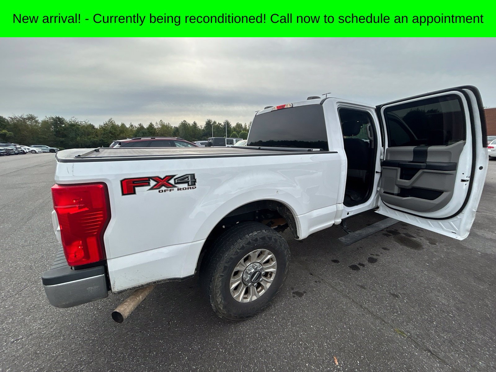 Used 2021 Ford F250 XL w/ STX Appearance Package AWD/4WD image 9