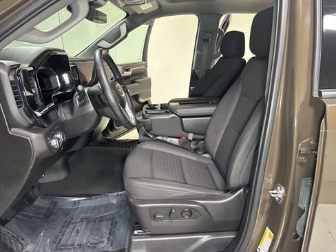 Used 2024 GMC Sierra 1500 Elevation image 11
