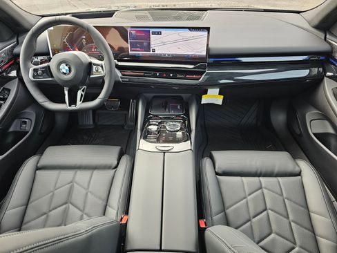 New 2026 BMW 530i xDrive w/ Executive Package image 10