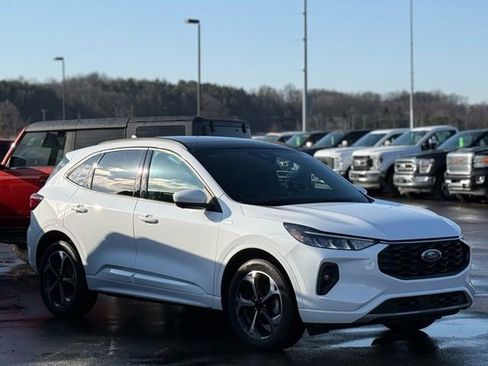 Used 2023 Ford Escape ST-Line Select w/ Tech Pack #2 image 34