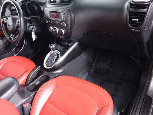 Used 2016 Kia Soul image 31