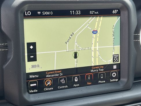 Used 2023 Jeep Wrangler Unlimited Sahara w/ Cold Weather Group AWD/4WD image 27