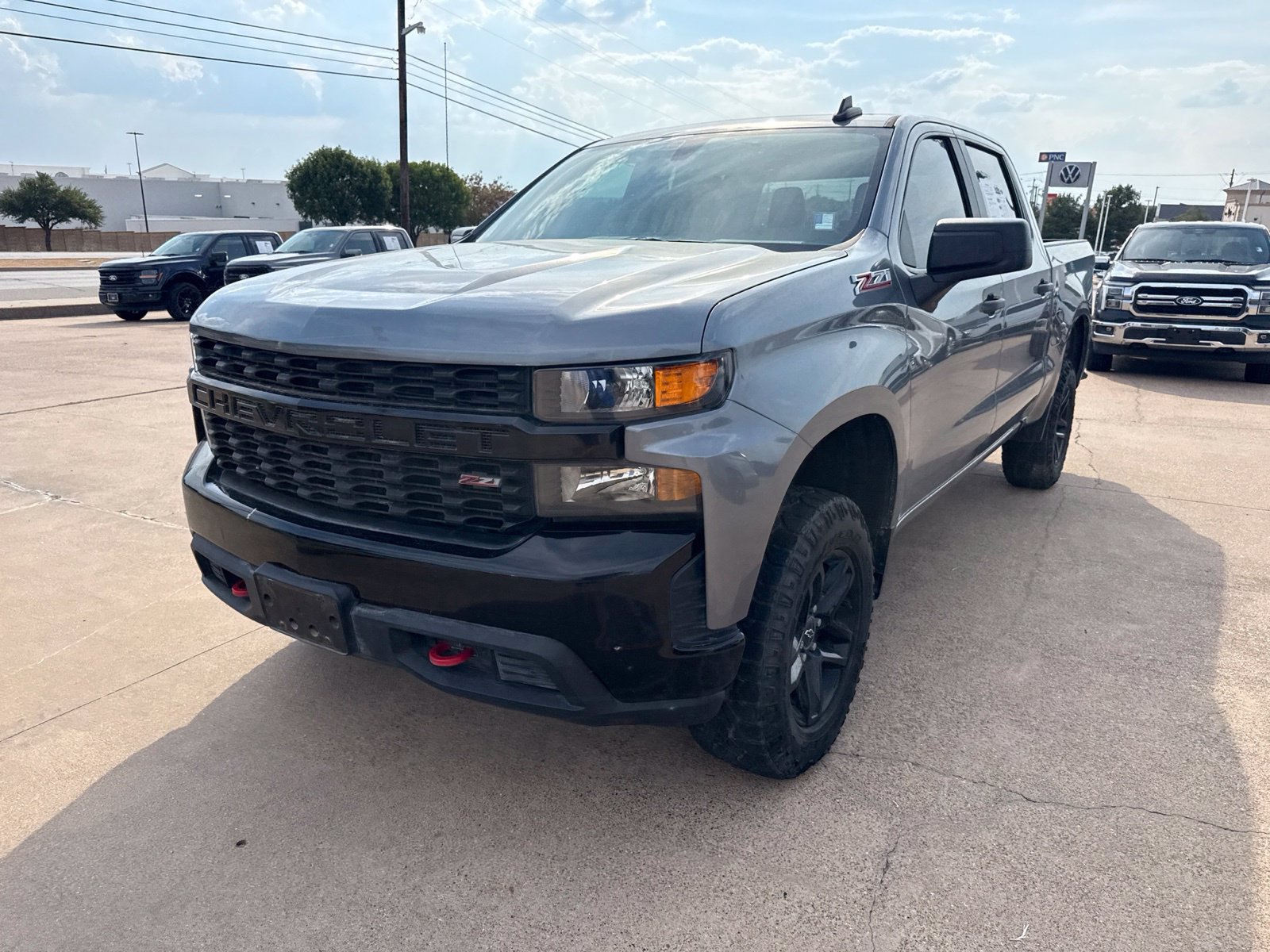 Used 2021 Chevrolet Silverado 1500 Custom Trail Boss AWD/4WD image 3