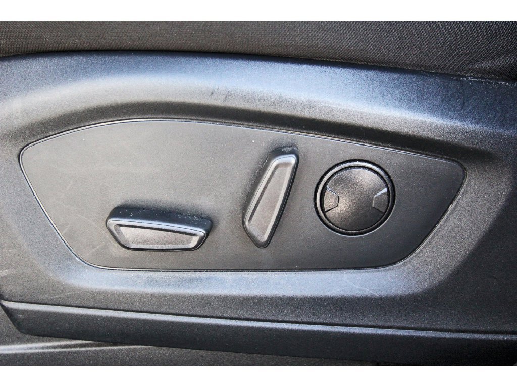 Certified 2022 Ford Explorer XLT RWD image 35