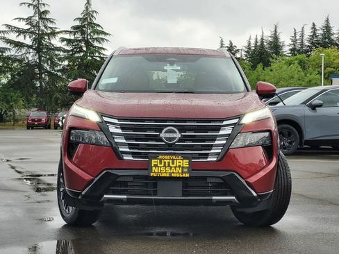 New 2026 Nissan Rogue Platinum AWD/4WD image 3