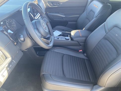 New 2025 Nissan Pathfinder Rock Creek image 20