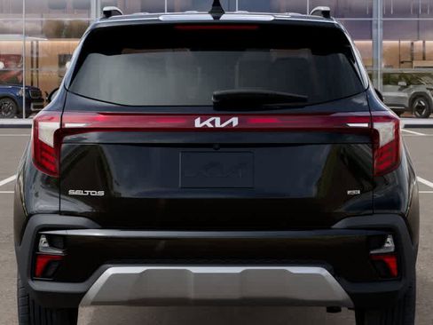 New 2025 Kia Seltos SX AWD/4WD image 13