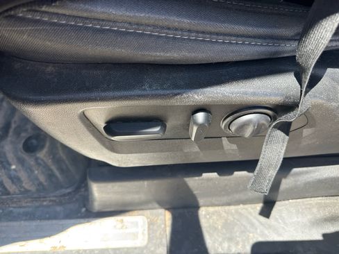 Used 2019 Chevrolet Silverado 1500 LT w/ Texas Edition AWD/4WD image 7