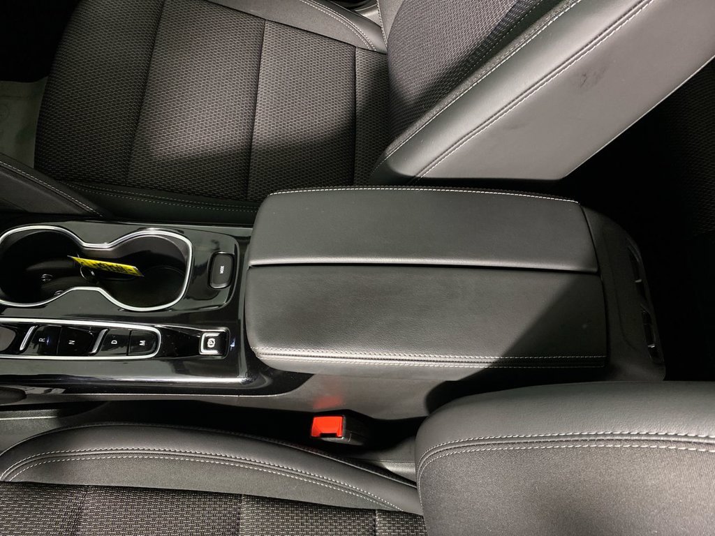 Used 2023 Buick Envision Preferred AWD/4WD image 20