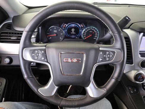 Used 2017 GMC Yukon SLT w/ Premium Edition RWD image 57