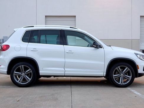 Used 2017 Volkswagen Tiguan Sport image 13
