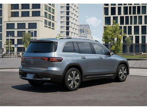 New 2025 Mercedes-Benz EQB 250+ image 21