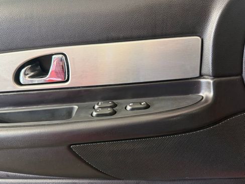 Used 2003 Ford Thunderbird image 22