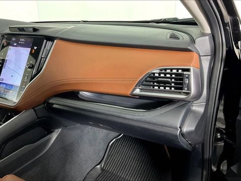 Used 2022 Subaru Outback Touring image 22
